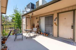 5525 Capistrano Avenue Unit#16